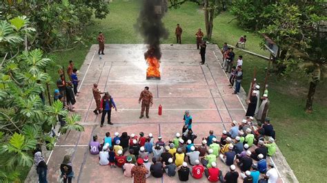 Pemilihan tema maal hijrah adalah berdasarkan usaha kerajaan yang menginginkan ummah bersatu dan rakyat mengamalkan nilai murni tanpa pemilihan tema maal hijrah akan diputuskan oleh beberapa panel dan akan dimaklumkan dari semasa ke semasa. PROGRAM SUMBANGAN DAN PENYERAHAN ALAT PEMADAM API SEMPENA ...