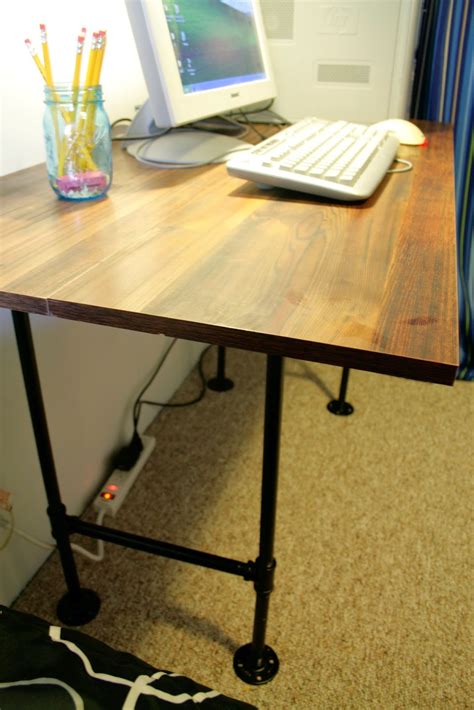 15 diy floating gaming desk. The Dieter Family: Industrial Pipe Desk -DIY