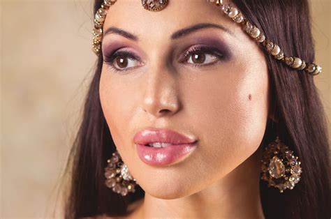 Worst Beauty Trends In The Middle East Arabia