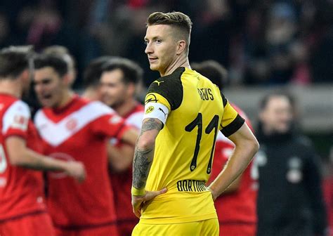Marco Reus Has Been Kicked Hard By Soccer Hes Still Standing The New York Times