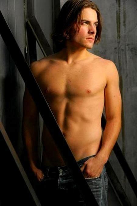 Kevin Zegers Shirtless Actor