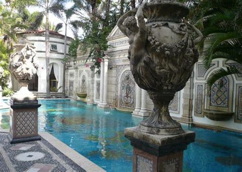 A Peek Inside Gianni Versaces Miami Mansion Blogger At Large