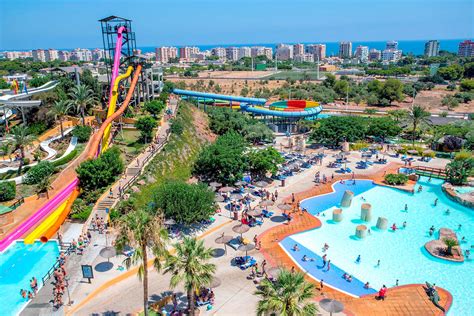 Centre Aquatique Espagne Espagne Parc Aquatique Robot Watch