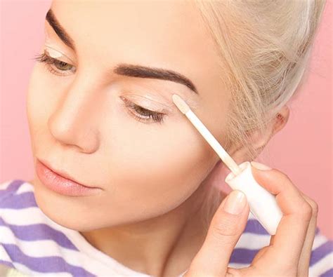 How To Apply Your Concealer The Right Way To Hide Break Outs And Under