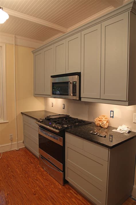 The perfect kitchen for 50% off! Painting Ikea Kitchen Cabinet Doors & Drawer Fronts ...