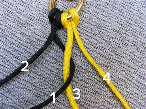 Paracord braid for dog leash. Make A Paracord Dog Leash | Braided dog leash, Dog leash diy, Paracord dog leash