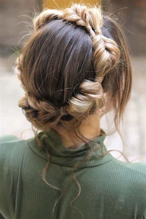 15 Easy Halo Braid Styles For Any Occasion Natural Hair Styles Long Hair Styles Hair Inspiration