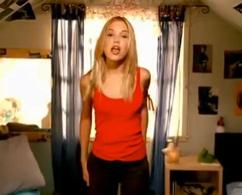 Mandy Moore Is The Absolute Worst Friend In The Candy Music Video— Video