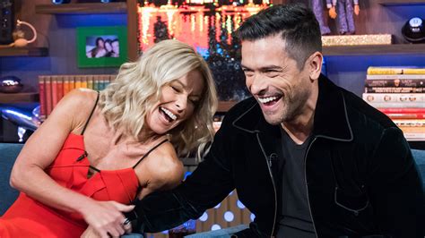 Watch Access Hollywood Interview Kelly Ripa And Mark Consuelos Surprise