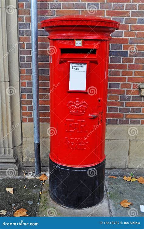 Typical British Post Box Stock Photography Image 16618782