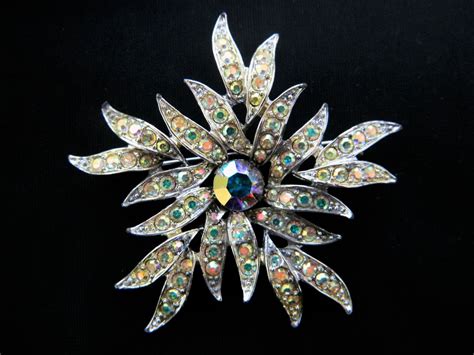 Pin On Vintage Costume Jewelry Brooches And Pins