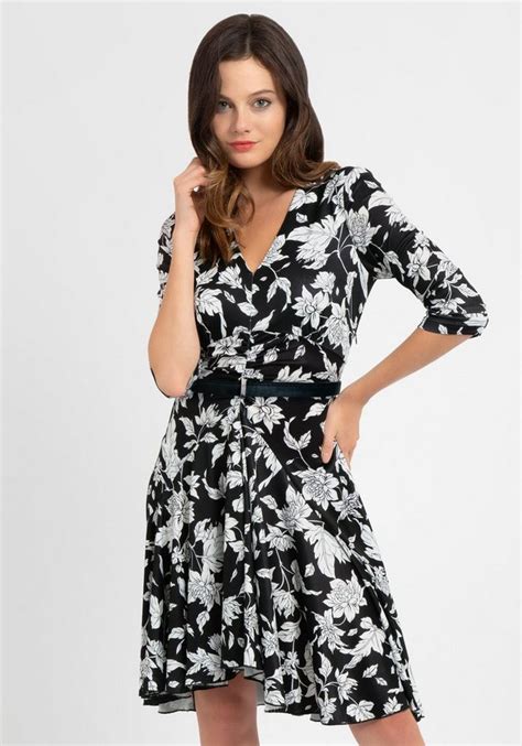 Check out our jerseykleid selection for the very best in unique or custom, handmade pieces from our платья shops. Apart Jerseykleid, V-Ausschnitt online kaufen | OTTO