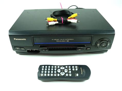 Panasonic PV V VHS Hi Fi Stereo VCR With Remote Audio Video Cable