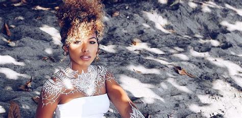 There are only limited details about her career. Cora Gauthier casou-se em segredo com Benzema - Jogo da ...