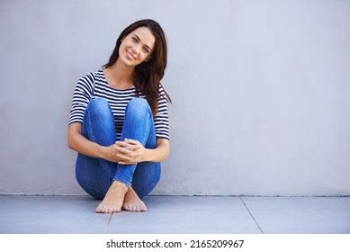 Woman Her Knees Sitting Images Stock Photos Vectors Shutterstock