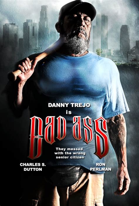 T I E R R A F R E A K Bad Ass Trailer De La Nueva Peli Con Danny Trejo