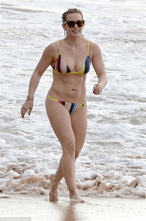 Hilary Duff Slips Into A Striped Bikini As She On Family Holiday In Hawaii Daily Mail Online