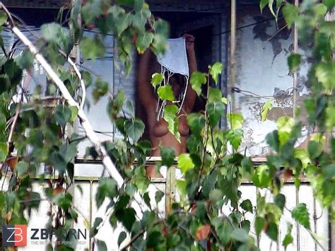 Neighbour Naked Voyeur Zb Porn