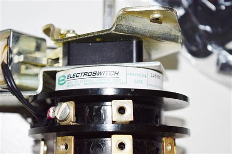 After resetting its status will be nc and a closed. * NEW ELECTROSWITCH 7803D LOCK OUT RELAY SWITCH 125 VDC | eBay