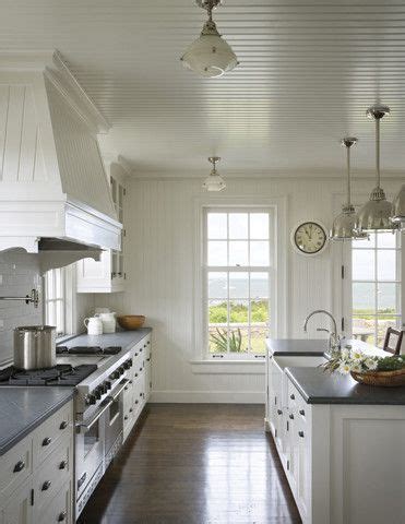 Nantucket home design & decorating. Nantucket beauty | Kitchen design, Best kitchen designs ...