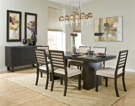 Give An Elegant Look To Your Dining Space