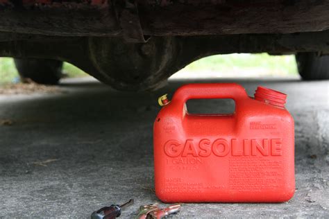 How To Drain The Gas Tank Of Your Car 5 Steps With Pictures