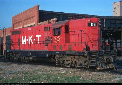 Mkt 106 Missouri Kansas And Texas Railroad Katy Emd Gp7 At Fort Worth