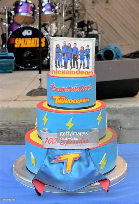Nickelodeon S The Thundermans Celebrate Their 100th Episode News Photo Bimby