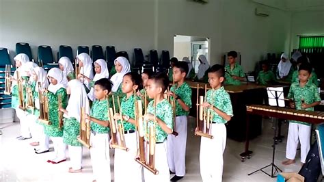 Lagu Indonesia Tanah Air Beta Sekolah Islam Terpadu Khairul Imam Medan