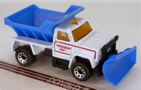 Matchbox Highway Snow Plow Truck Whiteblu Chevrolet Plowmaster 6000 1