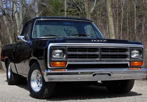 1986 Dodge D150 Showroom Condition Fully Restored Mopar 360 Tubbed Pro