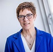 CDU-Chefin Kramp-Karrenbauer wird Verteidigungsministerin - WELT