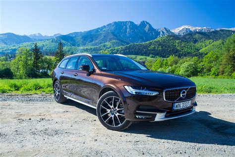 I expressly consenting to recurring contact from crosscountry mortgage, or its agents, at the number and/or email address i provided regarding products or services via live, automated or prerecorded telephone call, sms (text message), or email. TEST - VOLVO V90 CROSS COUNTRY - CARSmag.pl