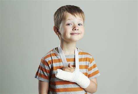 How To Take Care Of Your Kid With A Cast