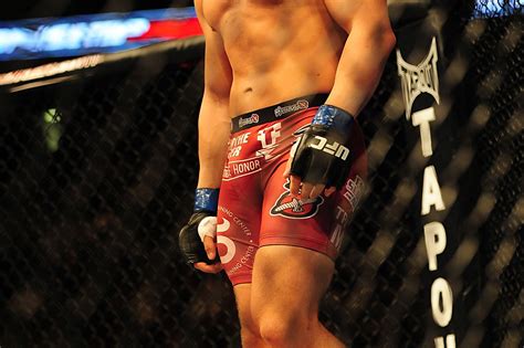 UFC 149 Results Hector Lombard Ryan Jimmo And Managing Expectations