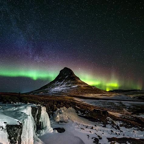 An Amazing Shot Of The Aurora And The Winter Milky Way In Iceland With