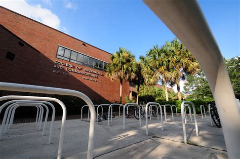 distinction uf college of journalism and communications