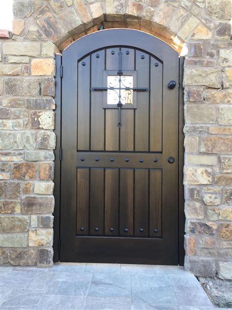 Custom Wood Gate By Garden Passages Beautiful Tuscan Style Entry Gate