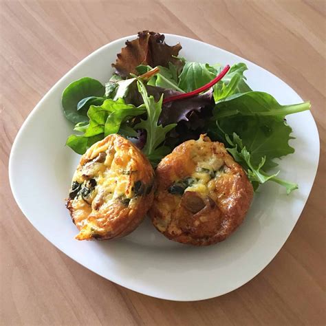 Easy Crustless Spinach Mini Quiche Recipe