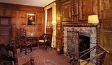 Anne Boleyn's Bedroom and Prayer Books - Hever Castle