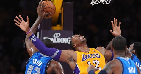 Kobe Bryant Lakers Lose Opener Pressure Builds On Mike Brown