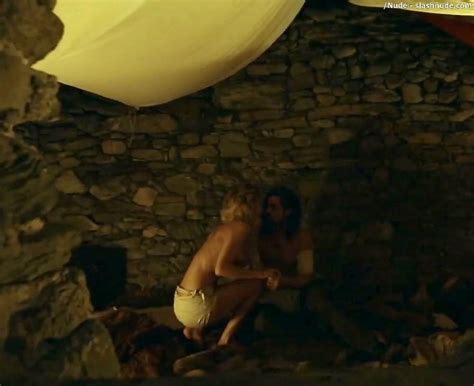 Giada Ghittino Topless In Richard Lionheart Rebellion Photo Nude