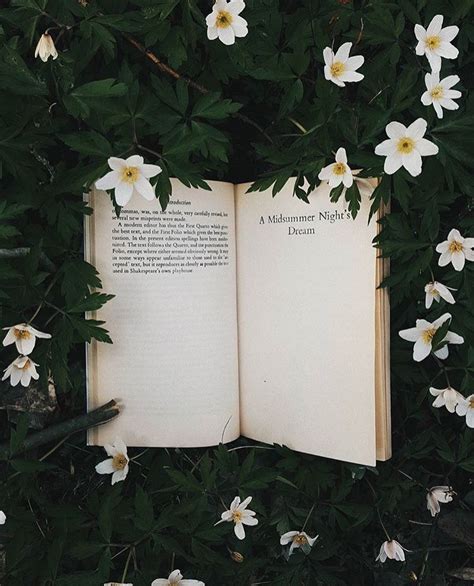Pin By Amanda On Bookish ♔ Book Flowers Flowers And Books Book