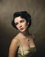 The Story Behind the Iconic Photo of 16-Year-Old Elizabeth Taylor Taken ...