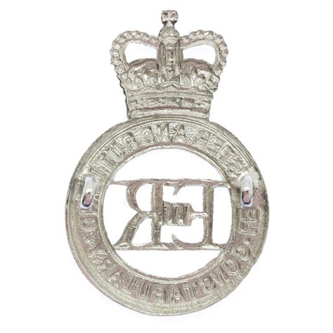 Leicester And Rutland Constabulary Cap Badge Queens Crown