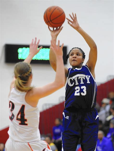 Michal Miller The Post Tribune Girls Basketball Player Of The Year Chicago Tribune