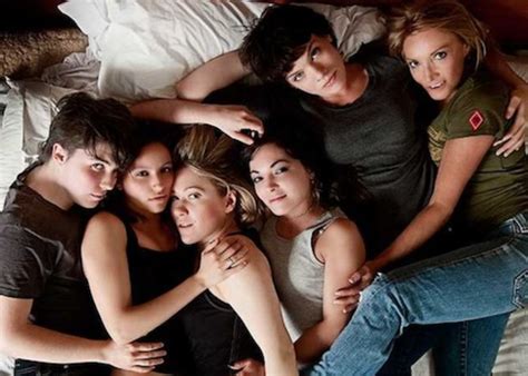 32 Lesbian Queer And Bisexual Lgbtq Tv Shows Series And Movies On