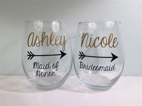 Personalized Wine Glass For Your Bridesmaids 2750410 Weddbook