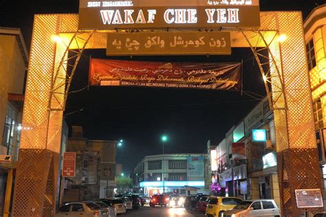 Suasana di wakaf che yeh sunyi sepi tidak seperti kebiasaan apabila peniaga memilih untuk tidak berniaga disebabkan pkpb. Pasar Malam Wakaf Che Yeh