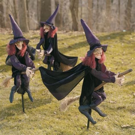 Set Of Three Staked Halloween Witches Halloween Outdoor Decorations